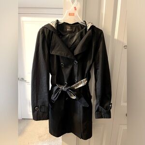 ⭐️2/30 | Cute Belted Trench Coat | Size Small